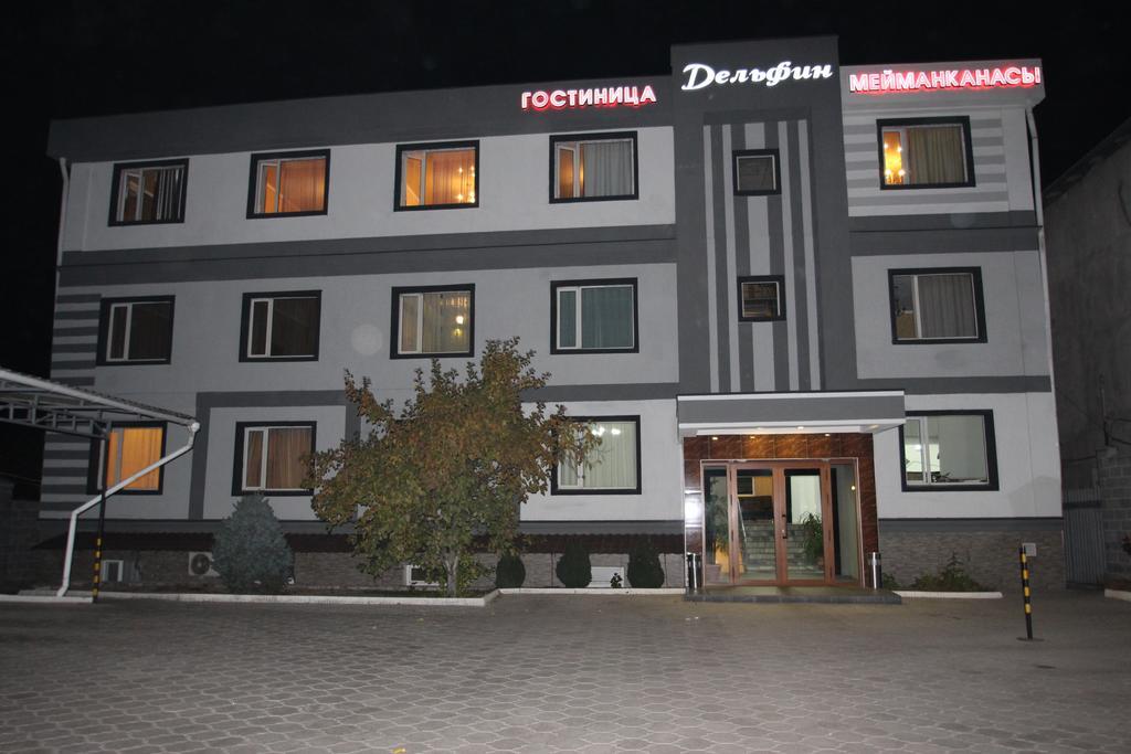 Delphin Guest House Бішкек Екстер'єр фото